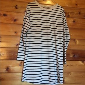 H&M long sleeves dress.